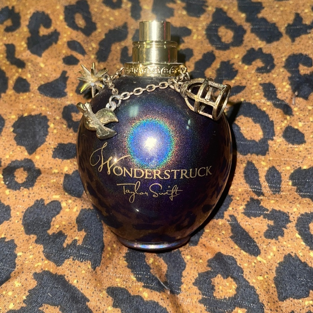 Taylor swift wonderstruck perfume